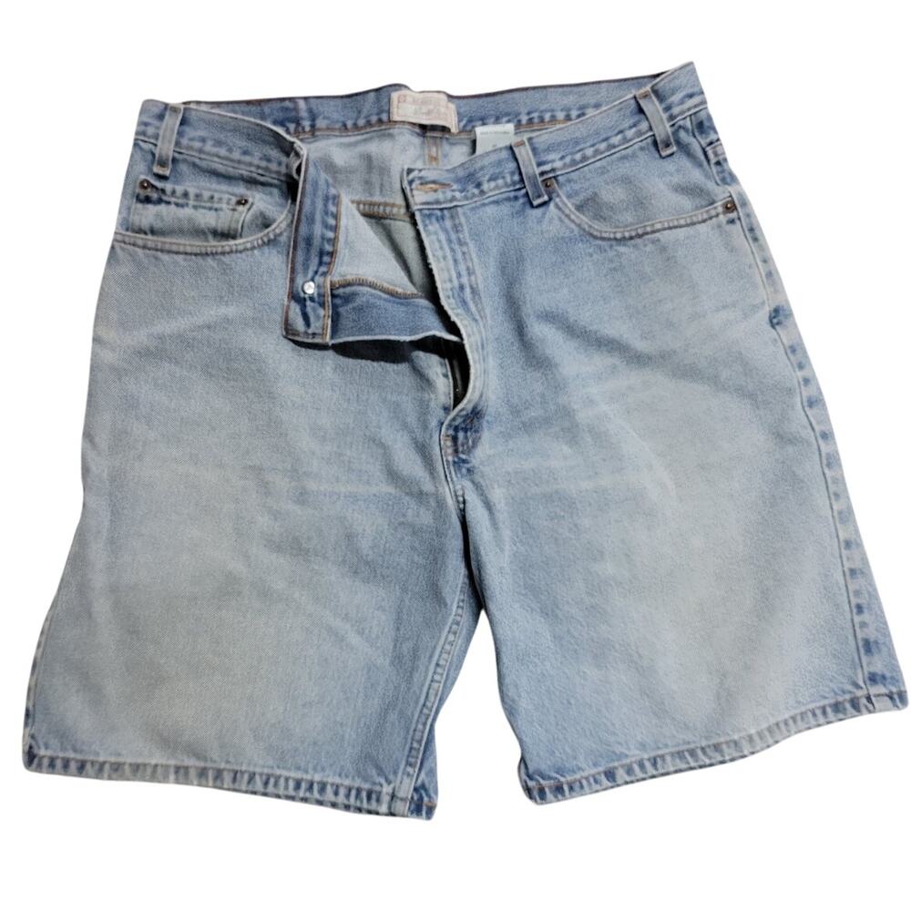 VTG Levi's Mens 40" Light Wash 505 relaxed Fit Denim Shorts Dad Jorts blue jean